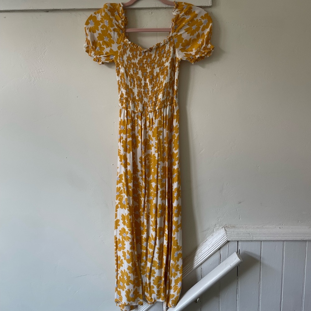 Slide Show midi sundress with cute floral print